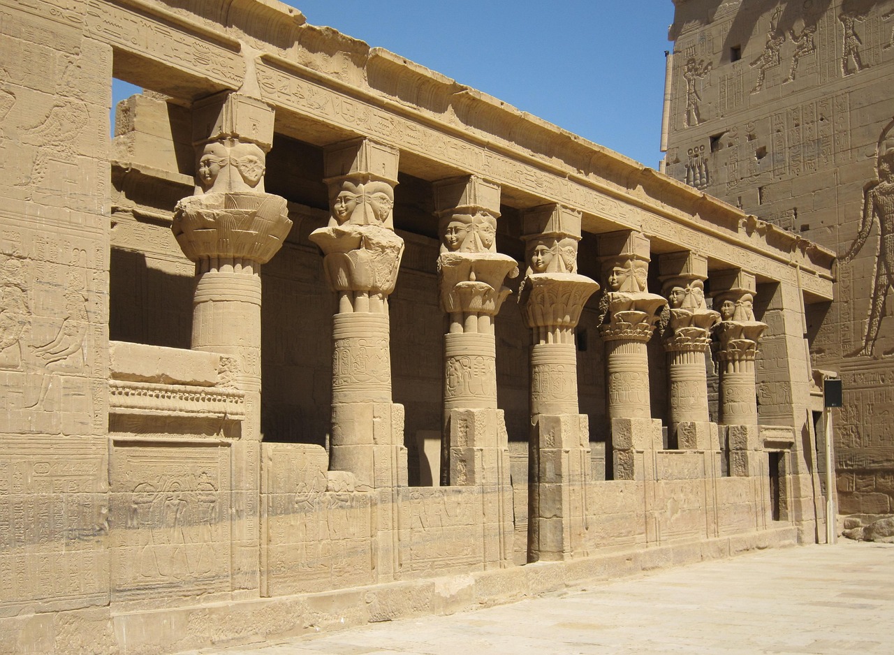 Widok na Aswan z Nilu